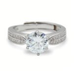Urisma Lumina Grace Ring - Moissanite in S925 Silver(Front View)