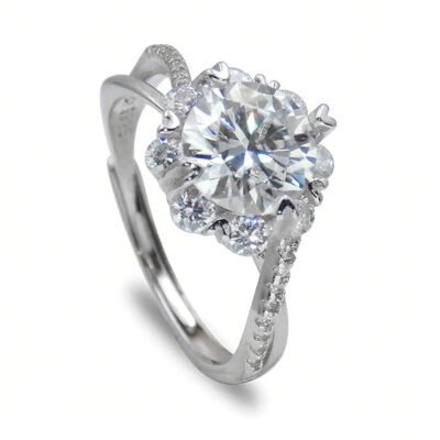 Urisma Fleur Radiant Ring - Side Profile Showing Band Detail