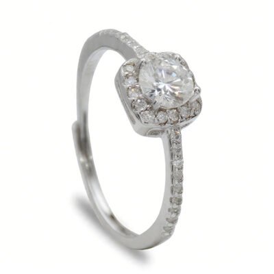 Urisma Serene Crown Ring - Side Profile Showing Band Detail