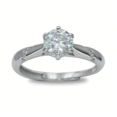 Urisma Solace Six Ring - Moissanite in S925 Ring(Front View)