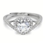 Urisma Amour Radiant Ring - Moissanite in S925 Silver(Front View)